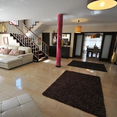 Sleeps 11 With Pool Air Con And Wifi Villa Esposende