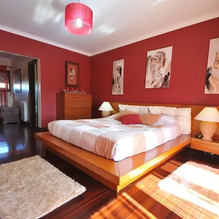 Villa Sleeps 11 With Pool Air Con And Wifi