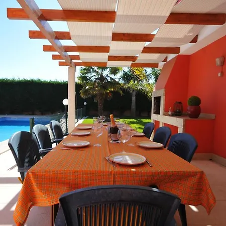 Sleeps 11 With Pool Air Con And Wifi Villa *