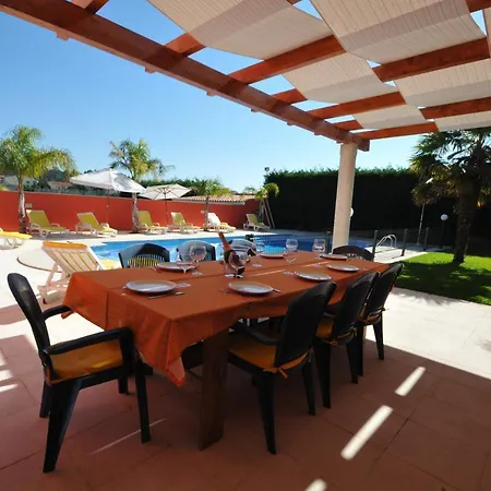 Sleeps 11 With Pool Air Con And Wifi Villa Esposende