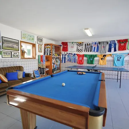 Sleeps 11 With Pool Air Con And Wifi Villa *